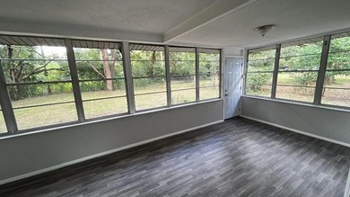 Charming & Truly Unique Single-Family Corner Home in Dunnellon!
 on Rainbows End Golf Club in Florida - for sale on GolfHomes.com, golf home, golf lot