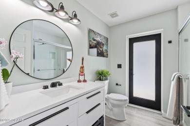 THE SELLER IS RELOCATING | PRICED TO SALE THIS WEEKEND! 

This on Plantation Bay Golf and Country Club in Florida - for sale on GolfHomes.com, golf home, golf lot