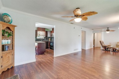 *Seller offering $5000 towards closing costs or HOA transfer on De Cordova Bend Country Club in Texas - for sale on GolfHomes.com, golf home, golf lot