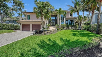 Under contract-accepting backup offers. Welcome to the exclusive on Longboat Key Golf Club Resort in Florida - for sale on GolfHomes.com, golf home, golf lot