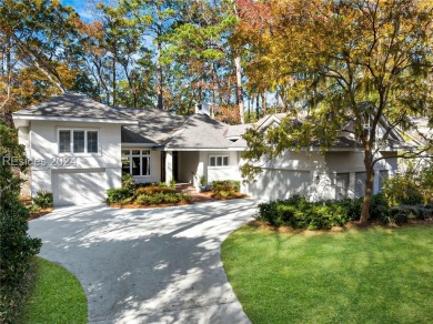 Beautifully renovated 3-bedroom, 3.5-bathroom home, perfectly on Moss Creek Golf Club in South Carolina - for sale on GolfHomes.com, golf home, golf lot