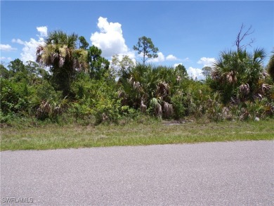This lot is on a quiet street that would be a great place to on Sabal Trace Golf and Country Club in Florida - for sale on GolfHomes.com, golf home, golf lot