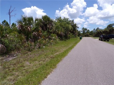 This lot is on a quiet street that would be a great place to on Sabal Trace Golf and Country Club in Florida - for sale on GolfHomes.com, golf home, golf lot