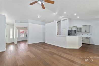 Beautifully maintained single-level home with versatile upstairs on Lakeview Golf Club in Idaho - for sale on GolfHomes.com, golf home, golf lot