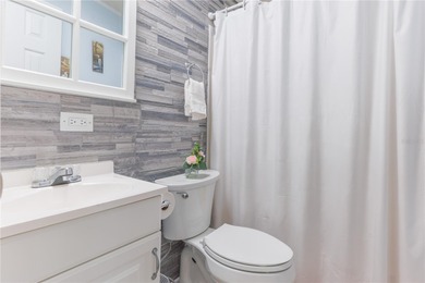 NEW ROOF (2024) & A/C (2023)! Enjoy gorgeous water views from on Plantation Golf Club in Florida - for sale on GolfHomes.com, golf home, golf lot