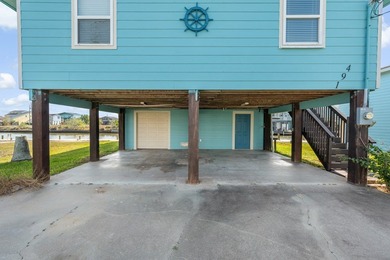 Charming Island-Style 2/2 home in Holiday Beach! This on Lamar Golf Course in Texas - for sale on GolfHomes.com, golf home, golf lot