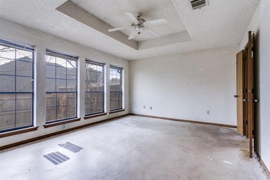 This 3-bedroom, 2.5-bath home with a 2-car garage offers great on Trophy Club of Dallas in Texas - for sale on GolfHomes.com, golf home, golf lot