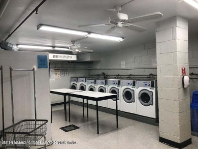 Welcome to this spacious updated one-bedroom apartment in a on Silver Lake Golf Course in New York - for sale on GolfHomes.com, golf home, golf lot