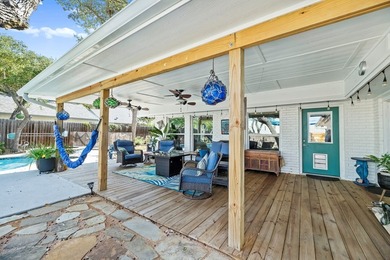 Gorgeous Harbor Oaks Home with a wonderful location and numerous on Rockport Country Club in Texas - for sale on GolfHomes.com, golf home, golf lot