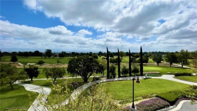 Beautiful *Castilla* model condo is a bright and clean condo on Laguna Woods Village Golf Course in California - for sale on GolfHomes.com, golf home, golf lot