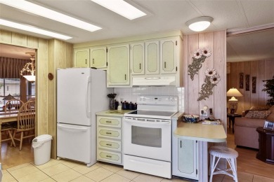 This may be the perfect winter cottage, all it needs is you. A on Maple Leaf Golf and Country Club in Florida - for sale on GolfHomes.com, golf home, golf lot