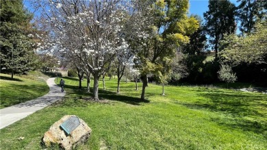 Beautiful *Castilla* model condo is a bright and clean condo on Laguna Woods Village Golf Course in California - for sale on GolfHomes.com, golf home, golf lot