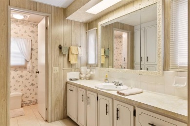 This may be the perfect winter cottage, all it needs is you. A on Maple Leaf Golf and Country Club in Florida - for sale on GolfHomes.com, golf home, golf lot