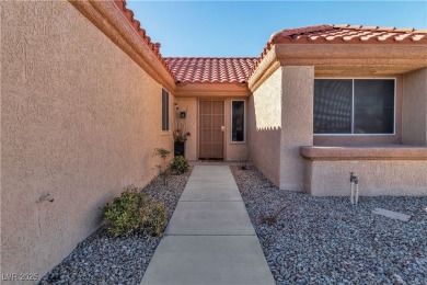 IMAGINE LIVING in this COMPLETELY RENOVATED HOME * CORNER LOT! on Highland Falls Golf Club in Nevada - for sale on GolfHomes.com, golf home, golf lot