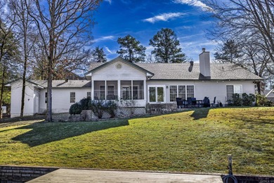 Lake Balboa Waterfront with a level lot! Water feature with on Magellan Golf Course in Arkansas - for sale on GolfHomes.com, golf home, golf lot