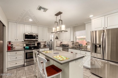 Charming home in the highly desired 55+ golf community of on Sunland Village Golf Club in Arizona - for sale on GolfHomes.com, golf home, golf lot