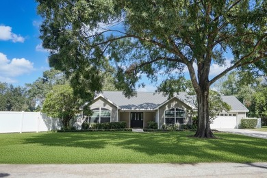 Beautiful Forest Hills Area Pool Home on oversized lot. Nicely on Babe Zaharias Golf Course in Florida - for sale on GolfHomes.com, golf home, golf lot