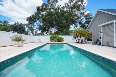 Beautiful Forest Hills Area Pool Home on oversized lot. Nicely on Babe Zaharias Golf Course in Florida - for sale on GolfHomes.com, golf home, golf lot