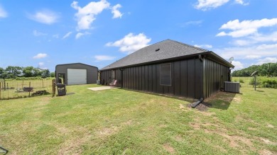 You want privacy, you have it with this property, 3 bedrooms 2 on Indian Oaks Golf Club in Texas - for sale on GolfHomes.com, golf home, golf lot