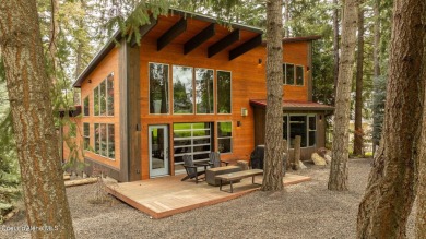 Modern Elegance Meets Golf Course Living on Avondale Loop

Step on Avondale Golf and Tennis Club in Idaho - for sale on GolfHomes.com, golf home, golf lot
