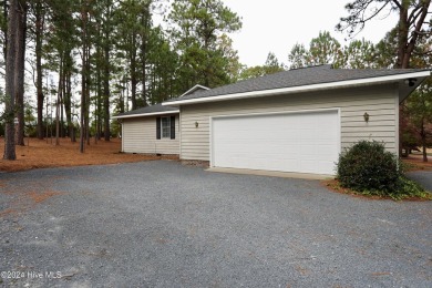 Great opportunity to own a single level ranch home in gated on Seven Lakes Country Club in North Carolina - for sale on GolfHomes.com, golf home, golf lot