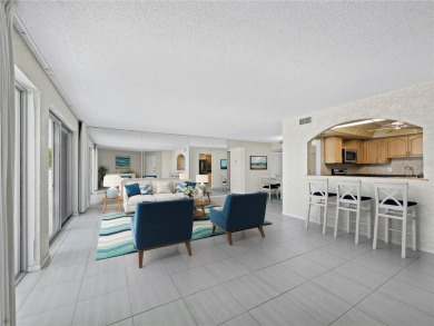 One or more photo(s) has been virtually staged. Front-row Gulf on Links on Longboat Golf Club in Florida - for sale on GolfHomes.com, golf home, golf lot