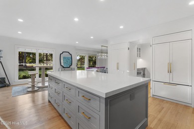 --Welcome to an unparalleled living experience! This stunning on Cape Fear Country Club in North Carolina - for sale on GolfHomes.com, golf home, golf lot