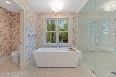 --Welcome to an unparalleled living experience! This stunning on Cape Fear Country Club in North Carolina - for sale on GolfHomes.com, golf home, golf lot