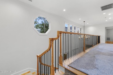 --Welcome to an unparalleled living experience! This stunning on Cape Fear Country Club in North Carolina - for sale on GolfHomes.com, golf home, golf lot