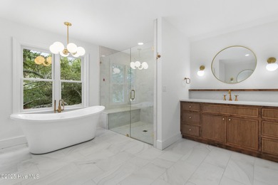 --Welcome to an unparalleled living experience! This stunning on Cape Fear Country Club in North Carolina - for sale on GolfHomes.com, golf home, golf lot