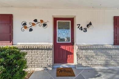 Welcome home to Sun City Center, recognized as being named the on North Lakes Golf Course in Florida - for sale on GolfHomes.com, golf home, golf lot