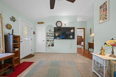 Great permanent, weekender or live in 1 side and rent the other! on Lamar Golf Course in Texas - for sale on GolfHomes.com, golf home, golf lot