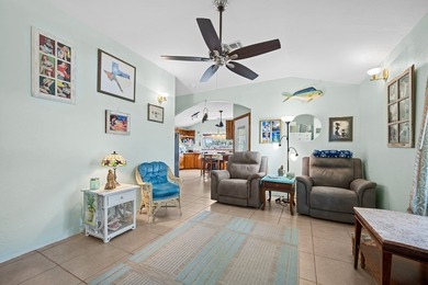 Great permanent, weekender or live in 1 side and rent the other! on Lamar Golf Course in Texas - for sale on GolfHomes.com, golf home, golf lot