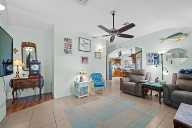 Great permanent, weekender or live in 1 side and rent the other! on Lamar Golf Course in Texas - for sale on GolfHomes.com, golf home, golf lot