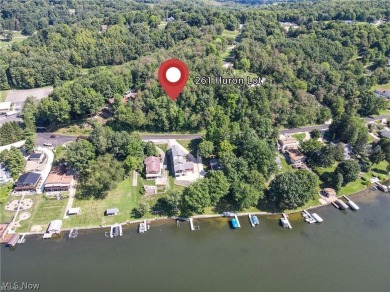 Nice lake lot for sale, great location to build your new home on Lake Mohawk Golf Club in Ohio - for sale on GolfHomes.com, golf home, golf lot