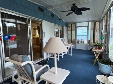 LOVELY DOUBLE-WIDE!  LARGE FRONT LANAI!  TURNKEY! FURNISHED on Wedgewood Golf Club in Florida - for sale on GolfHomes.com, golf home, golf lot