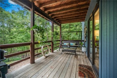 Don't miss this beautifully remodeled 4-bedroom, 3-bath home on Bella Vista Country Club - Berksdale in Arkansas - for sale on GolfHomes.com, golf home, golf lot