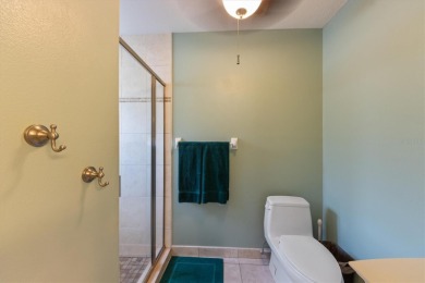 Welcome to this inviting 2-bedroom + den, 2-bathroom home on Imperial Lakewoods Golf Club in Florida - for sale on GolfHomes.com, golf home, golf lot