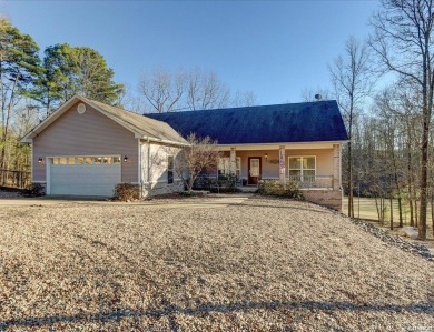 The owner has clearly taken great pride in maintaining this on Diamondhead Golf and Country Club in Arkansas - for sale on GolfHomes.com, golf home, golf lot