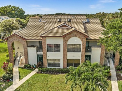 One of the nicest, pristine, 2 bedroom, 2 bath condos in on Aberdeen Golf and Country Club in Florida - for sale on GolfHomes.com, golf home, golf lot