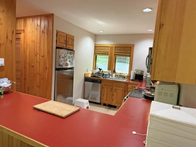 Great Chimney Hill vacation home in Lower B section. Super on Hermitage Club Golf Course in Vermont - for sale on GolfHomes.com, golf home, golf lot