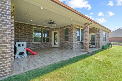 Beautifully maintained 4-bedroom, 2.5-bath home on a half-acre on Pecan Plantation Country Club in Texas - for sale on GolfHomes.com, golf home, golf lot