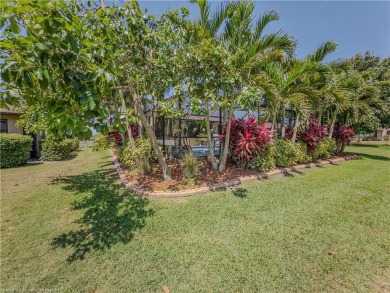 Tropical Pool Home - Fully Furnished and Ready for You in on Golf Hammock Country Club in Florida - for sale on GolfHomes.com, golf home, golf lot