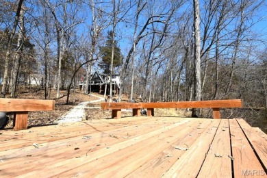 Welcome to this stylish, long time family-owned lakefront chalet on Innsbrook Resort Golf Course in Missouri - for sale on GolfHomes.com, golf home, golf lot