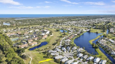 Fantastic 3 bedroom, 2 bath home overlooking the 6th hole of on Heritage Ridge Golf Club in Florida - for sale on GolfHomes.com, golf home, golf lot