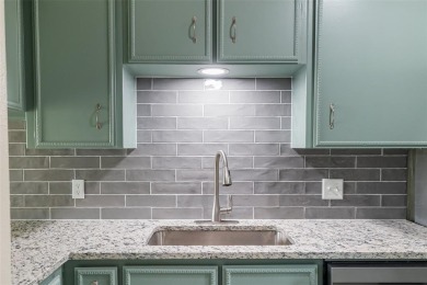 AMAZING OPPORTUNITY to own Lakefront property in DeCordova Bend on De Cordova Bend Country Club in Texas - for sale on GolfHomes.com, golf home, golf lot