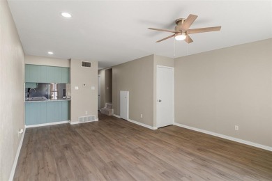 AMAZING OPPORTUNITY to own Lakefront property in DeCordova Bend on De Cordova Bend Country Club in Texas - for sale on GolfHomes.com, golf home, golf lot