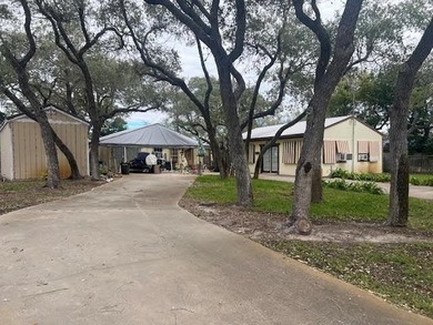 Investor opportunity in the heart of Rockport, Tx Situated on a on Rockport Country Club in Texas - for sale on GolfHomes.com, golf home, golf lot