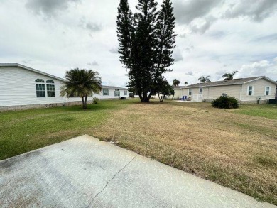 Lot 809 | $174,900 | 4 Bed | 3 Bath | 1,904 sq. ft.  If you're on Four Lakes Golf Club in Florida - for sale on GolfHomes.com, golf home, golf lot