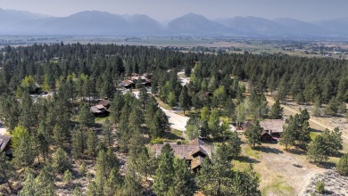 Welcome to the Cayuse Cabin. This lovely 4-bedroom, 4-bathroom on Stock Farm Club in Montana - for sale on GolfHomes.com, golf home, golf lot